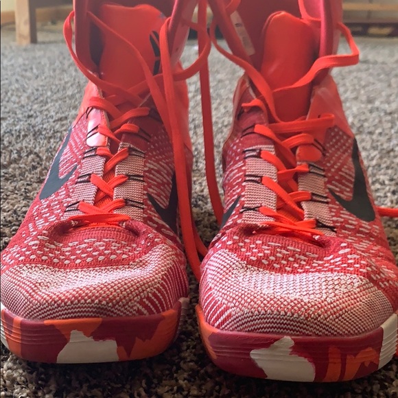 Kobe 9 Elite: Christmas Edition - Picture 8 of 8